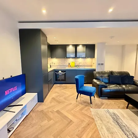Spacious 2-bedroom Near Paddington & Hyde Park * London