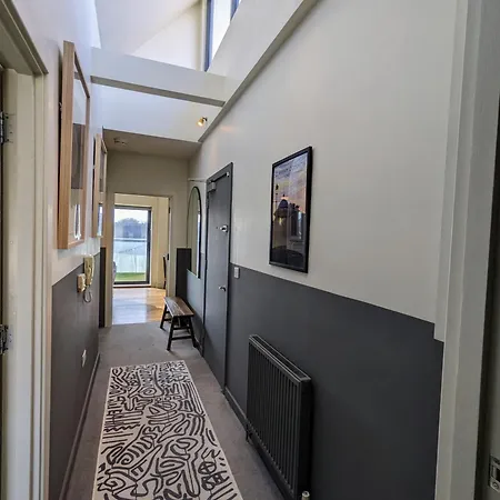 Clapham Park 1 Apartment *