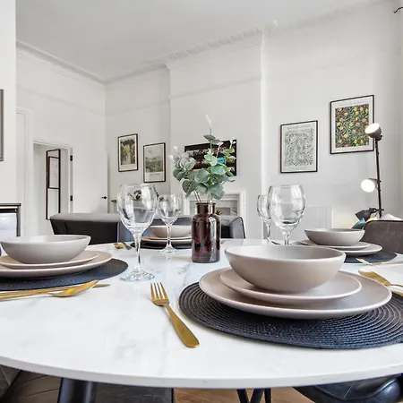 Paddington Heights - Luxury Living - Hyde Park & Westminster Apartment