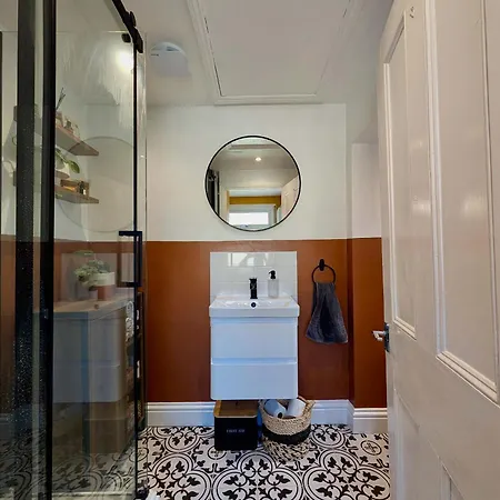 Apartment Charming And Modern Flat In Wimbledon