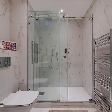 Luxurious 1 Bedroom On Iconic Harley Street 1hs *