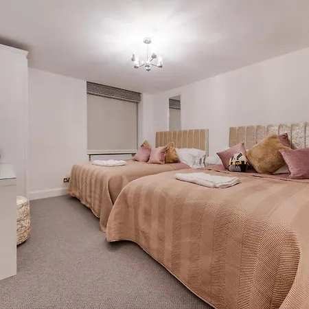 Luxurious 1 Bedroom On Iconic Harley Street 1hs Apartment *