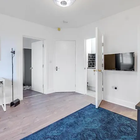 Monthly Gem - 1Bd, Sleeps 3, Close To Businesscenter, West End & Wembley *