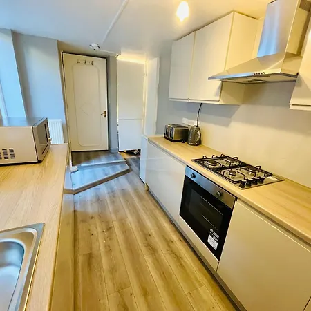 Charming 1-bedroom Flat For Rent In * 伦敦