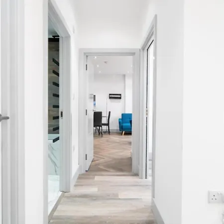 Modern Near Elizabeth Line *
