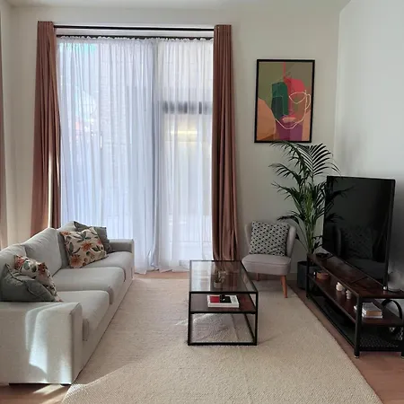 Apartment Luxury 1 Bed Riverside With Sky Lounge London