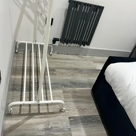 Apartment Modern Near Elizabeth Line Romford