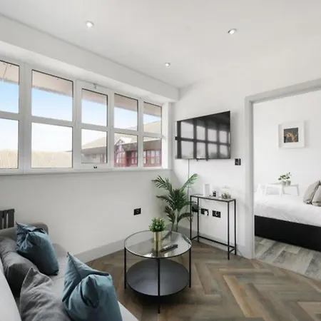 Apartment Modern Near Elizabeth Line Romford