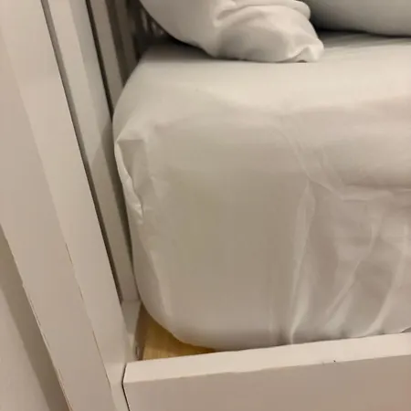 Amazing New Bed In New Cross Goldsmiths Bed & Breakfast Londen