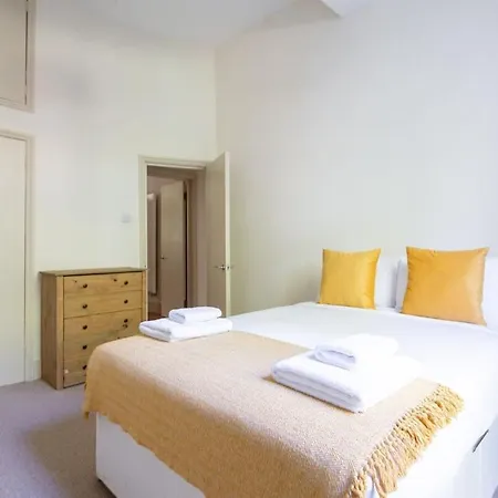 Vesto Two Bedroom Notting Hill Arv