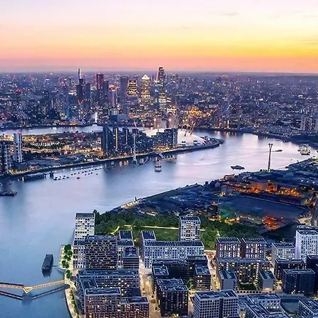 Luxury 1 Bed Riverside With Sky Lounge *
