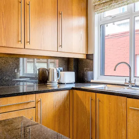 Elegant 1br With Garden Near Neasden Station London