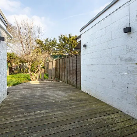 Elegant 1br With Garden Near Neasden Station