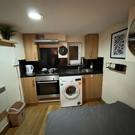 Apartment Electric Eve *