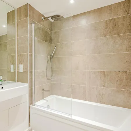 Apartamento 1br With Patio Near Wembley Stadium *