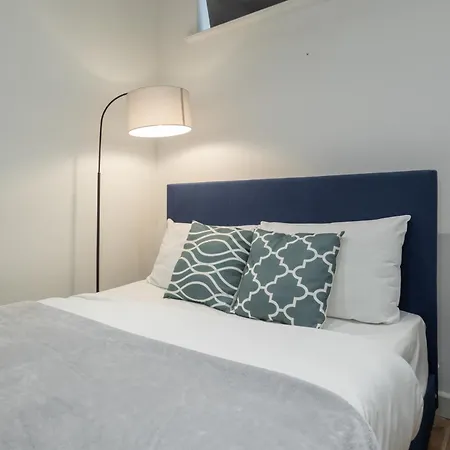 Contemporaru In Shoreditch Apartment London