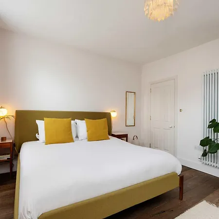 Veeve - Reach For The Stars Holiday home London
