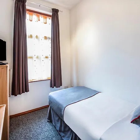Arinza Hotel, London Hotel