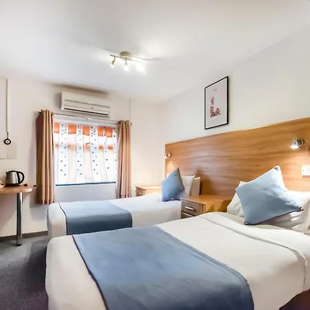 Arinza Hotel, London Hotel
