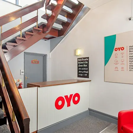 Oyo The Man Pub And Hotel
