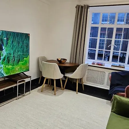 Apartment Estatesmen Park Lane Marble Arch London