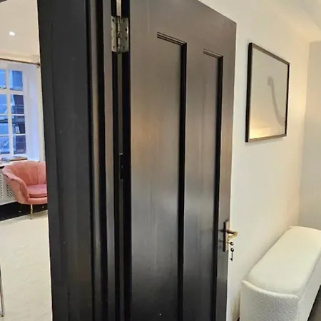 Apartment Estatesmen Park Lane Marble Arch