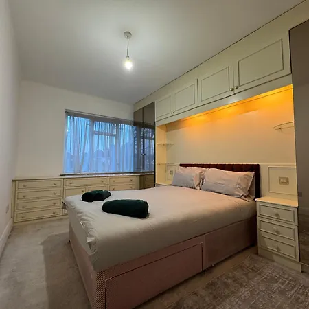 Apartment Sm6 Serviced Wallington
