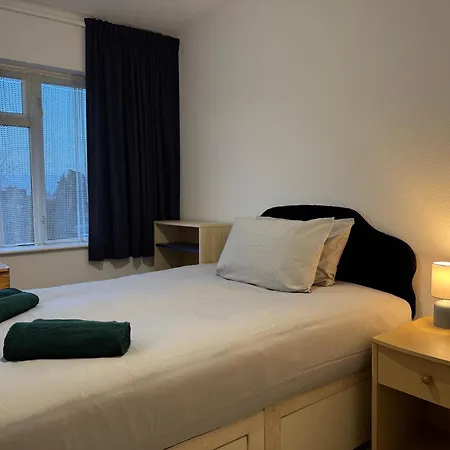 Apartment Sm6 Serviced Wallington