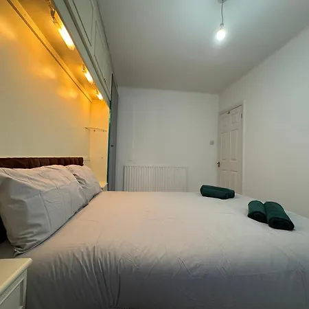 Sm6 Serviced Apartment Wallington