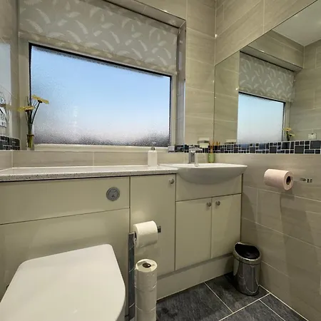 Sm6 Serviced Apartment Wallington