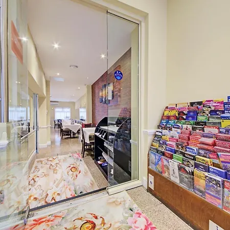 Hotel Oyo Bostons Manor Hotel, Hanwell London 3*