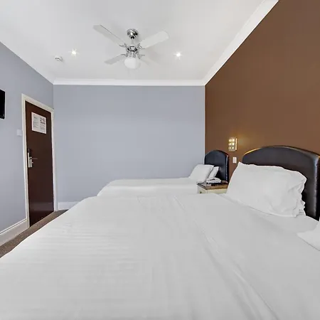 Hotel Oyo Bostons Manor Hotel, Hanwell London Greenford (Greater London)