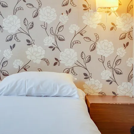 Somerset Baker Street Hotel