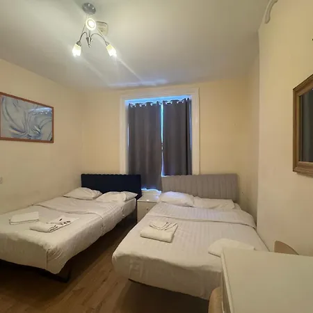 Gæstehus Anwar House 2*