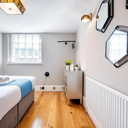 Apartment Hyde Park