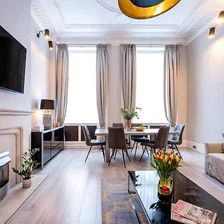 Hyde Park Apartment London