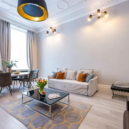 Hyde Park Apartment London