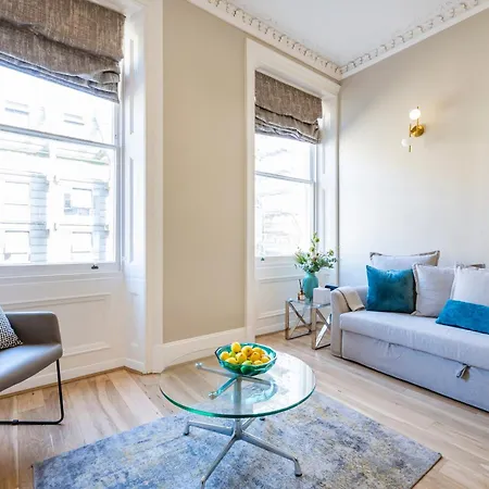 Apartment Hyde Park London