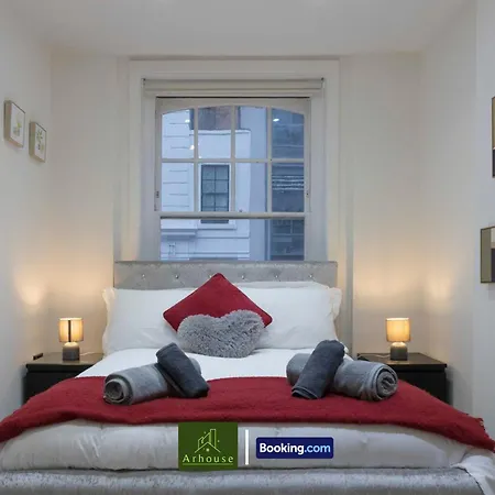2 Bedroom By Arhouse Short Lets & Serviced Oxford St With Free Wifi 아파트 *
