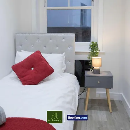 아파트 2 Bedroom By Arhouse Short Lets & Serviced Oxford St With Free Wifi *
