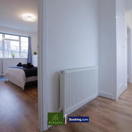 2 Bedroom By Arhouse Short Lets & Serviced Highbury With Free Wifi Apartment