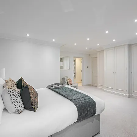 Luxury 3-Bedroom Stay In Belgravia With Private Parking And Ac *