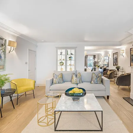 Luxury 3-Bedroom Stay In Belgravia With Private Parking And Ac * London