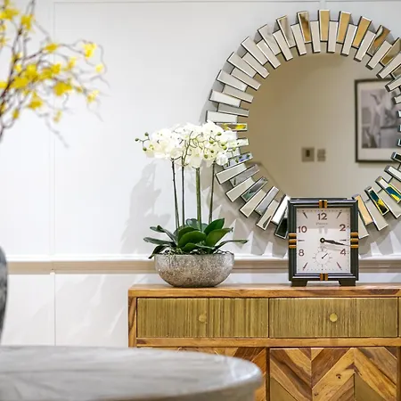Luxury 3-Bedroom Stay In Belgravia With Private Parking And Ac *