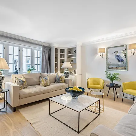 Luxury 3-Bedroom Stay In Belgravia With Private Parking And Ac London