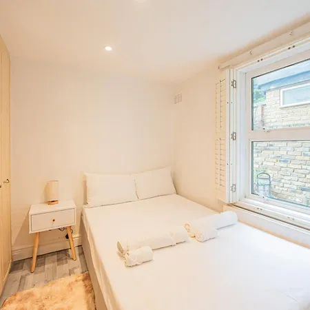Apartment Charming Homely 3 Bedroom Flat In London