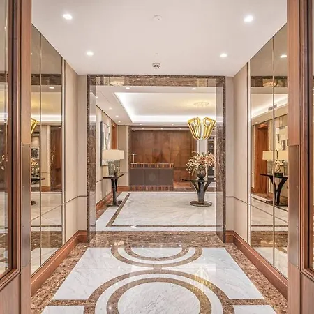 4 Bedrooms Of Comfort And Style In * Londres