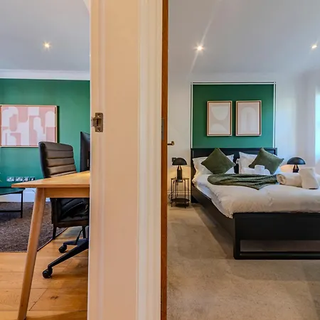 Soho - Piccadilly Circus Modern One Bedroom Flat London