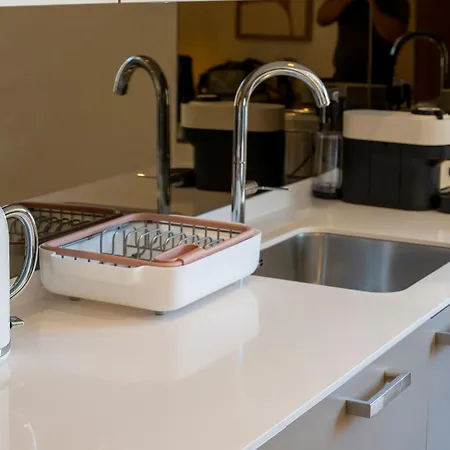 Soho - Piccadilly Circus Modern One Bedroom Flat Apartment