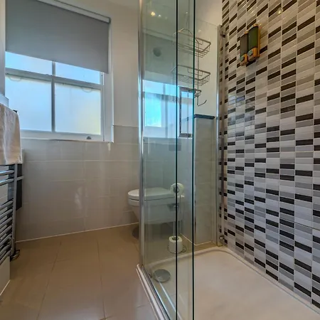 Soho - Piccadilly Circus Modern One Bedroom Flat Apartment London